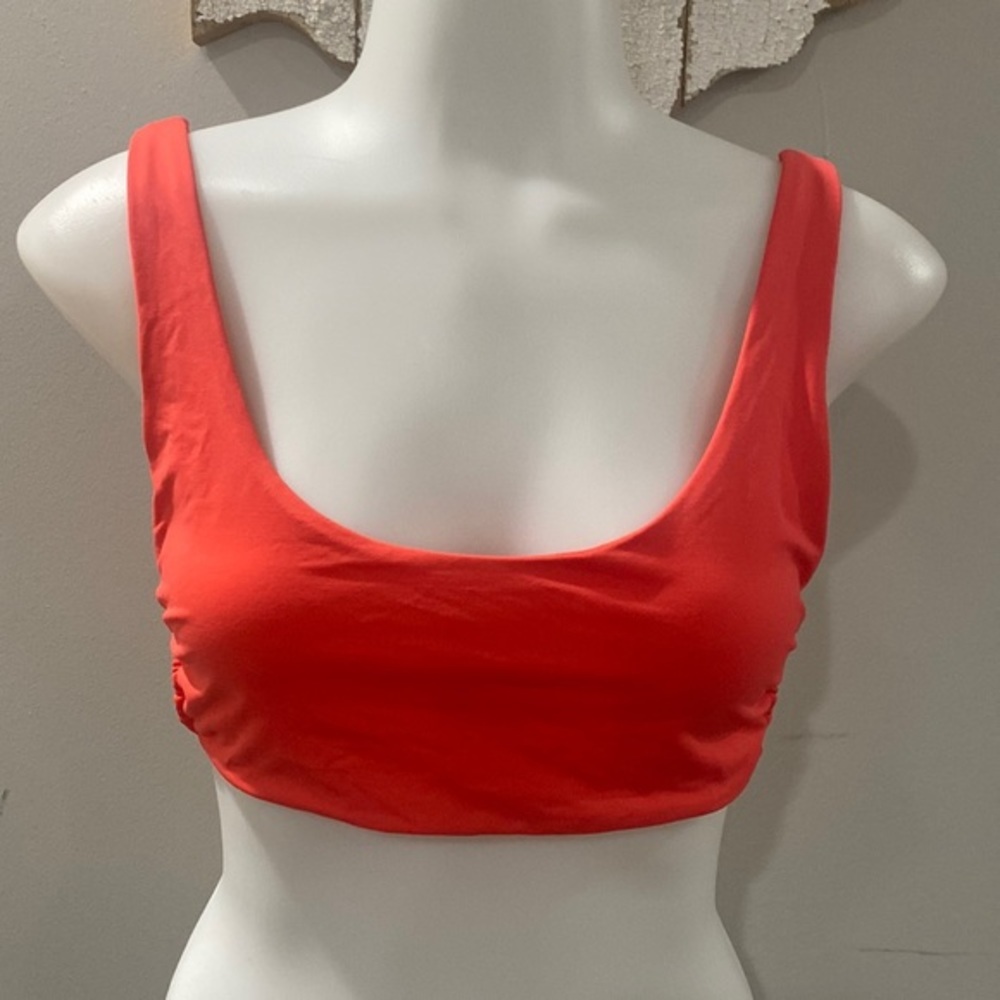 NWOT! Banana Moon Sporty Bikini Top